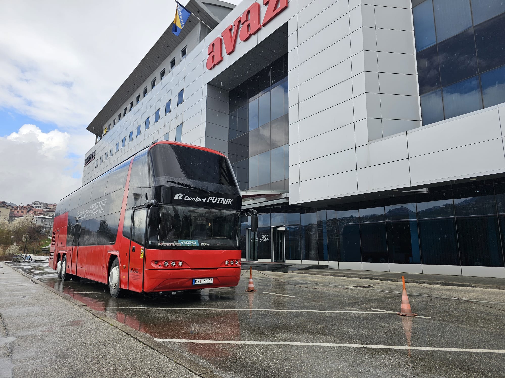 PREVOZ PUTNIKA AUTOBUSOM